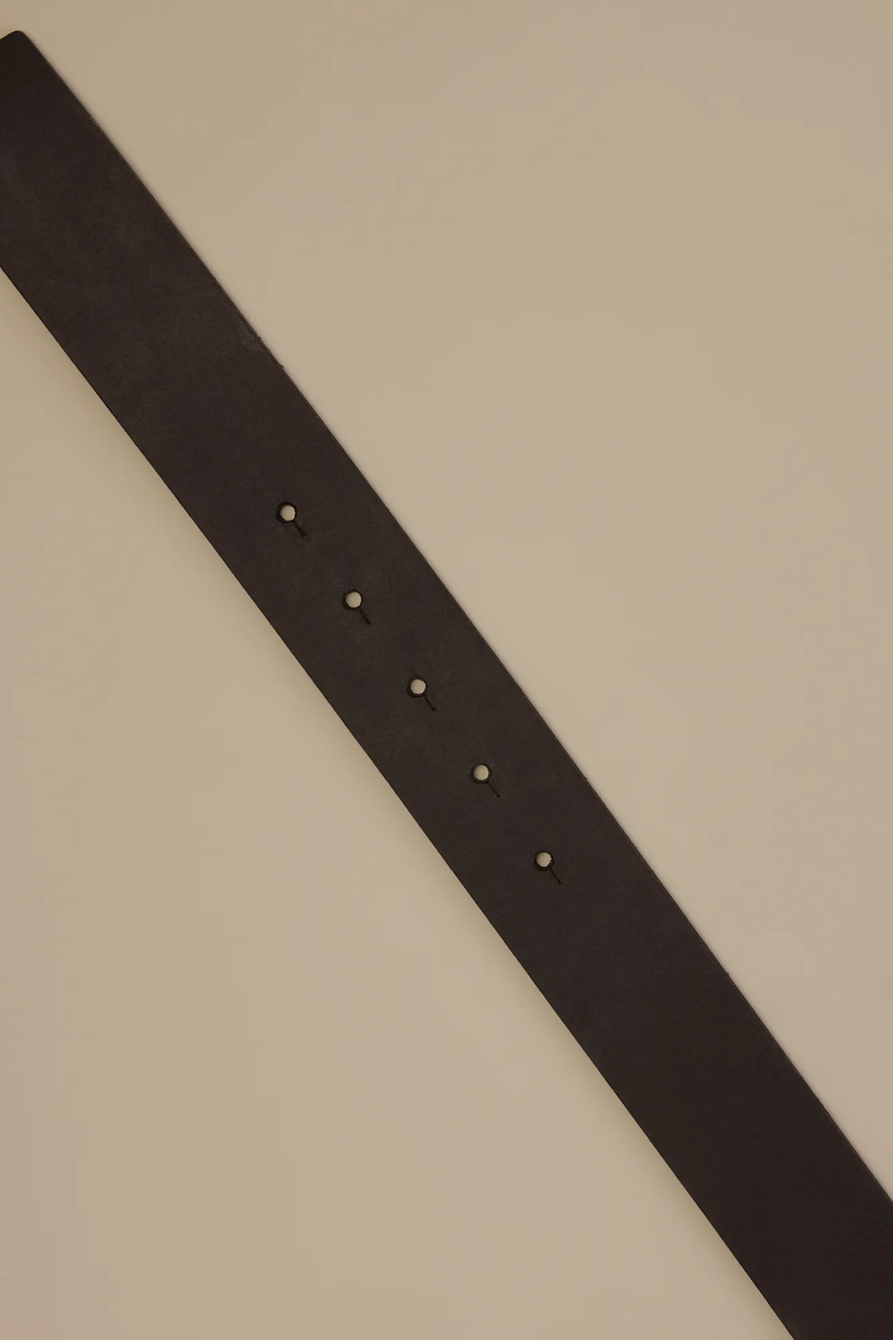 Plaque Buckle Belt — BLACK — image 2