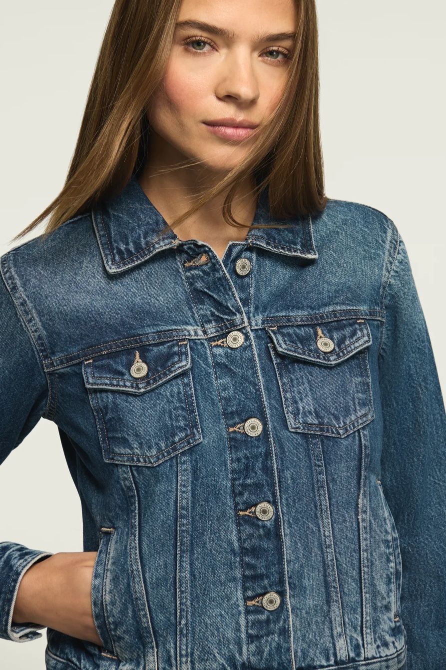 DENIM SHRUNKEN TRUCKER JACKET — UNIQUE WASH — image 5