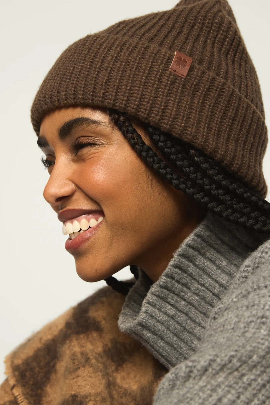 LEOPARD SCARF AND HAT BOX SET — BUFF — image 4