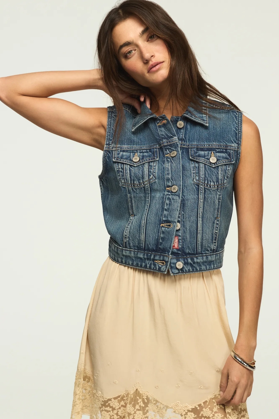CROPPED TRUCKER VEST — VALLEY GIRL WASH — image 1