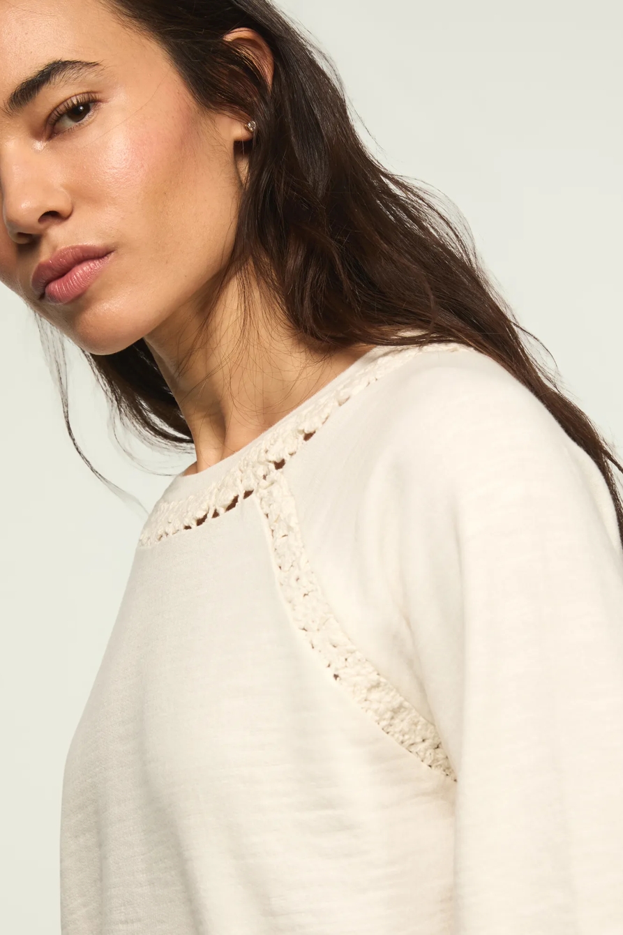 LACE TRIMMED FLEECE CREW — TOFU — image 2