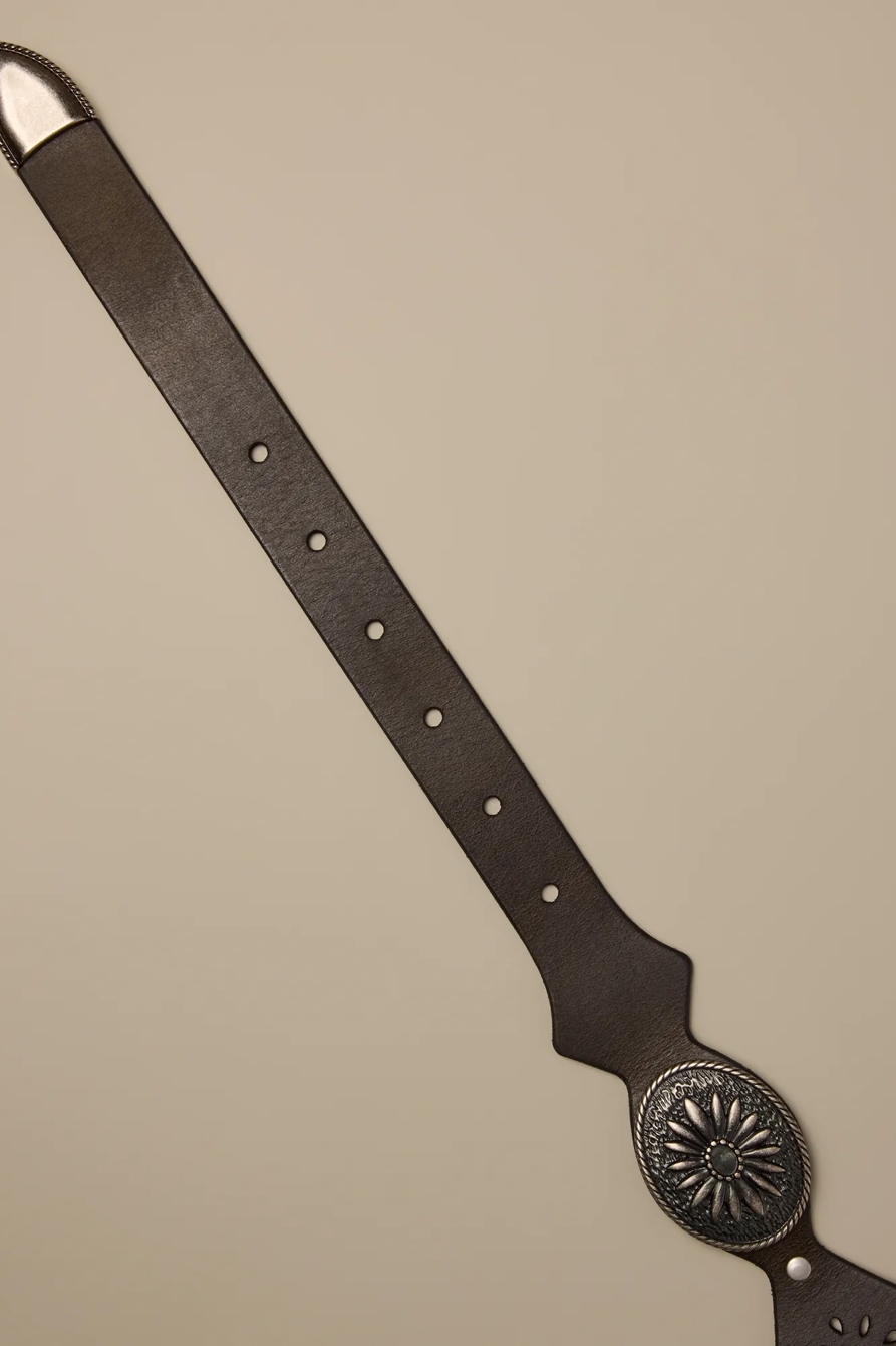 WESTERN CONCHO & STUDDED BELT — BLACK — image 2