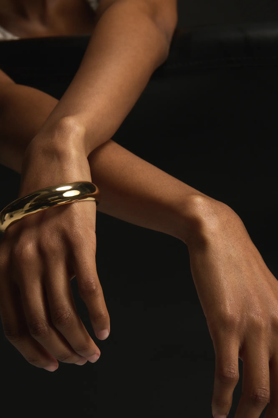 CHUNKY BANGLE — GOLD — image 1