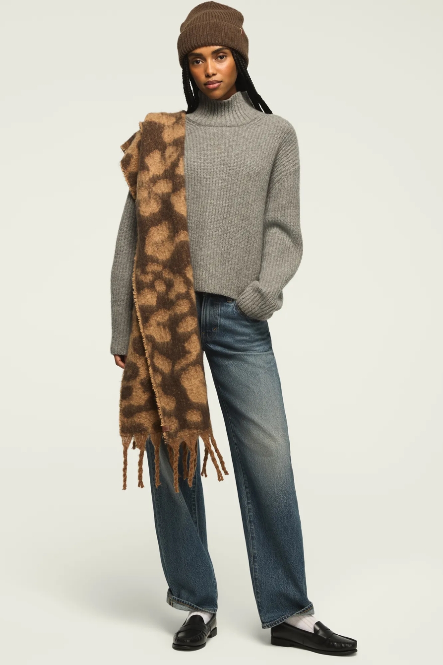 LEOPARD SCARF AND HAT BOX SET — BUFF — image 3