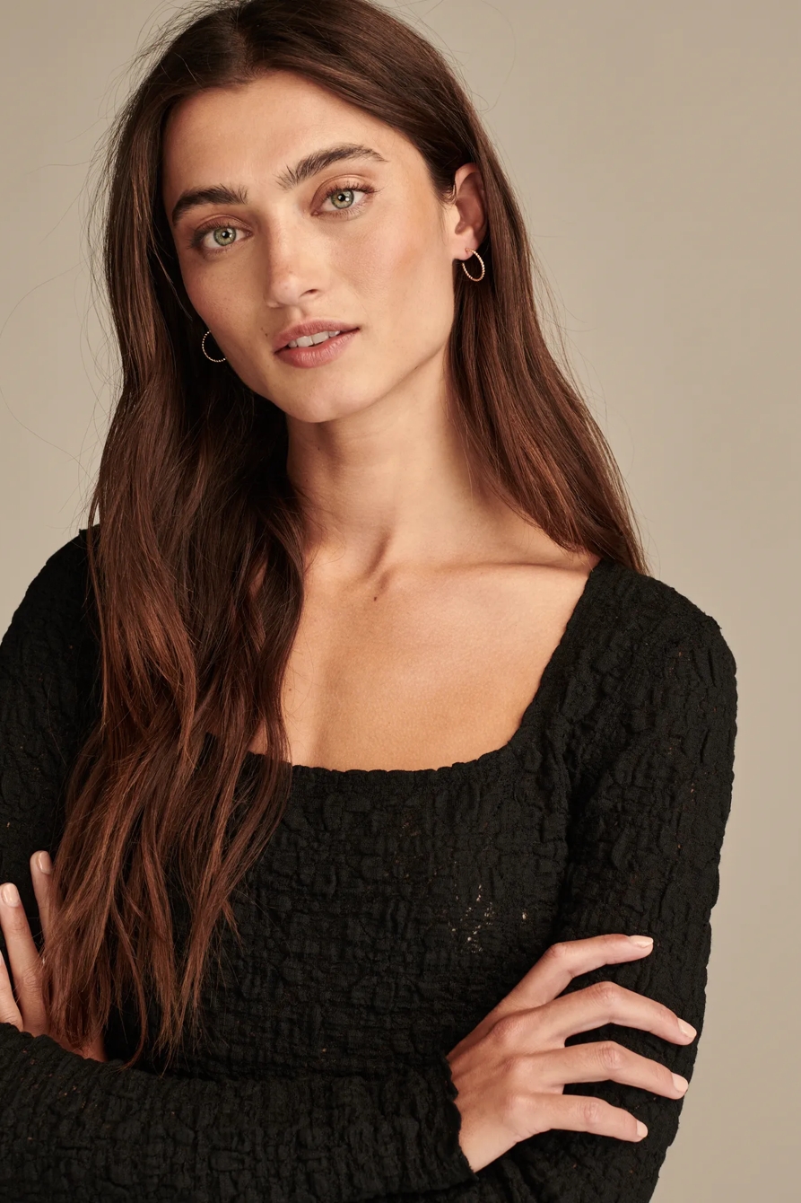 LONG SLEEVE TEXTURED TOP — JET BLACK — image 3