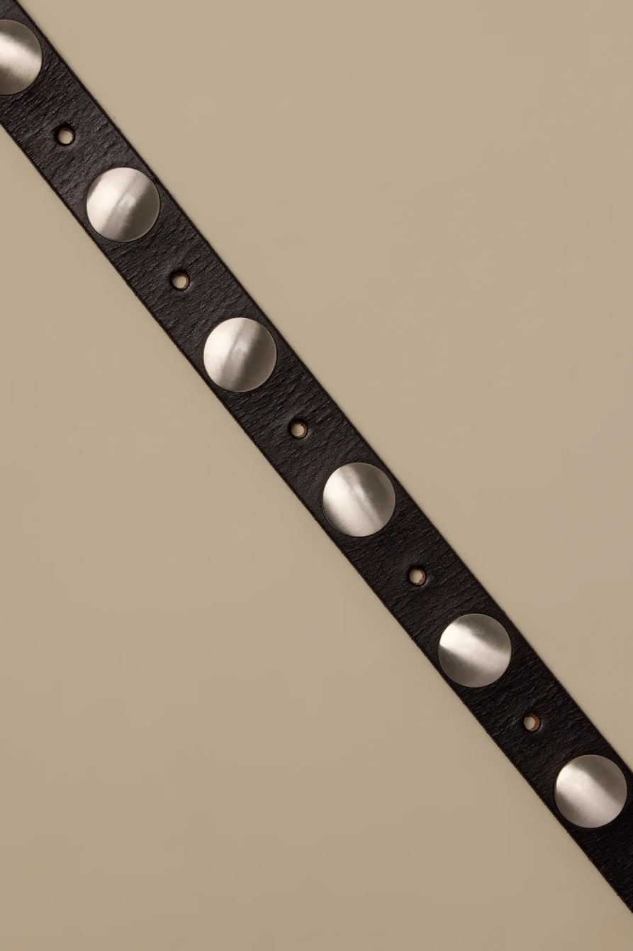 LEATHER BELT WITH OVERSIZED STUDDS — BLACK — image 2