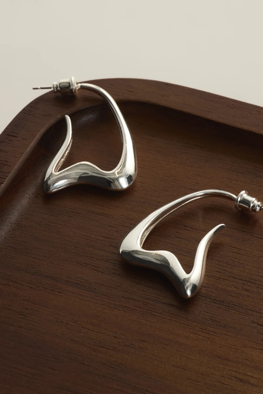 WAVY DROP HOOPS — SILVER — image 2