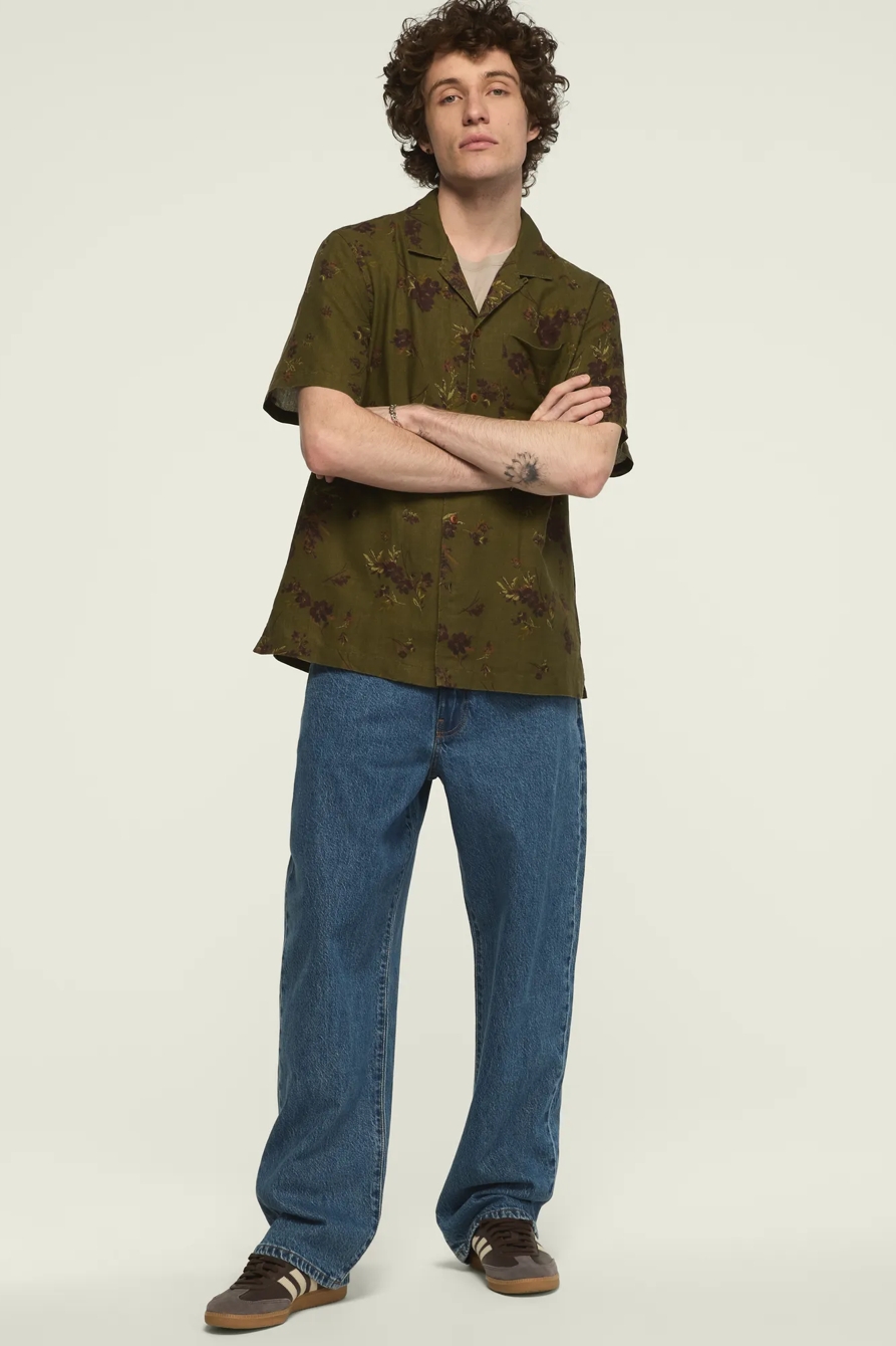 PRINTED SHORT SLEEVE CAMP COLLAR SHIRT — OLIVE PRINT — image 5