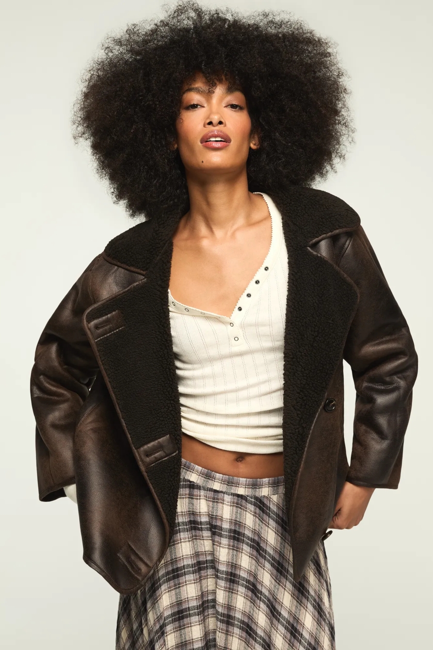 OVERSIZED FAUX SHEARLING COAT — BROWN — image 5