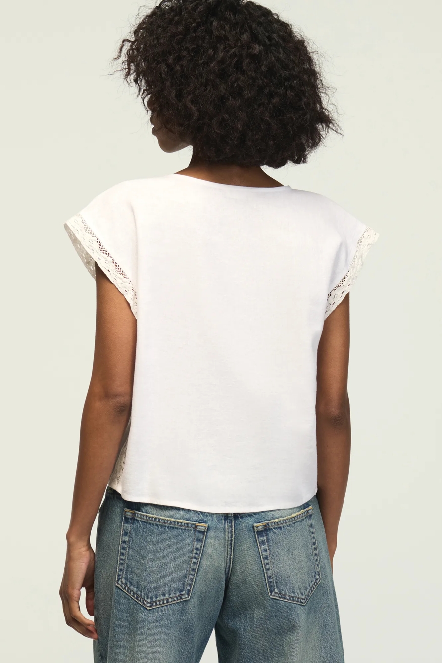 LINEN LACE TRIMMED V NECK TOP — GARDENIA — image 3
