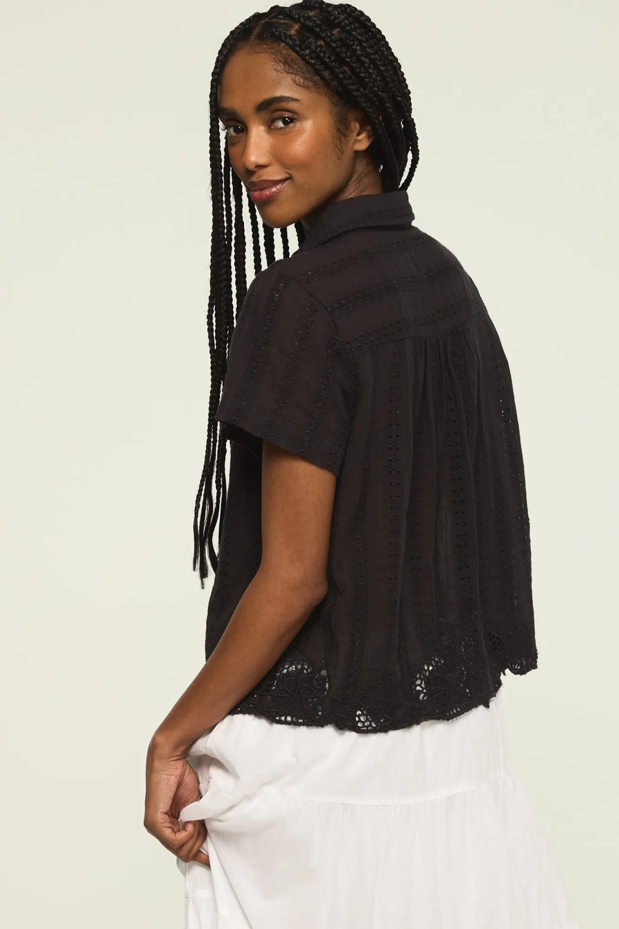 LACE SHORT SLEEVE BOYFRIEND BUTTONDOWN — CAVIAR — image 3
