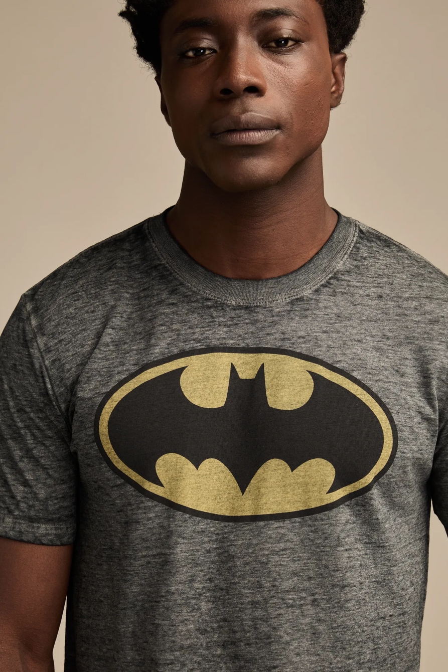 Batman Logo Graphic Tee — #001 BLACK — image 1