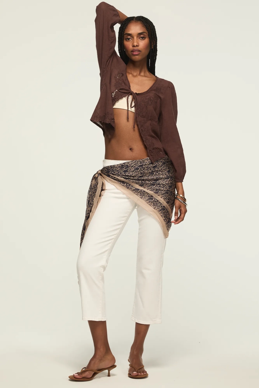 Mid Rise Sweet Crop — CLOUDY DAYS WASH — image 7