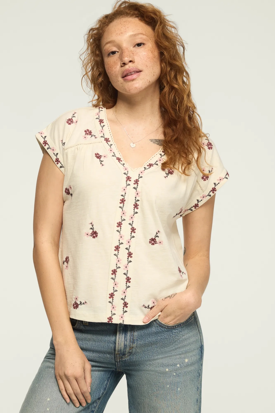 FLORAL EMBROIDERED PEASANT TEE — CREAM — image 1