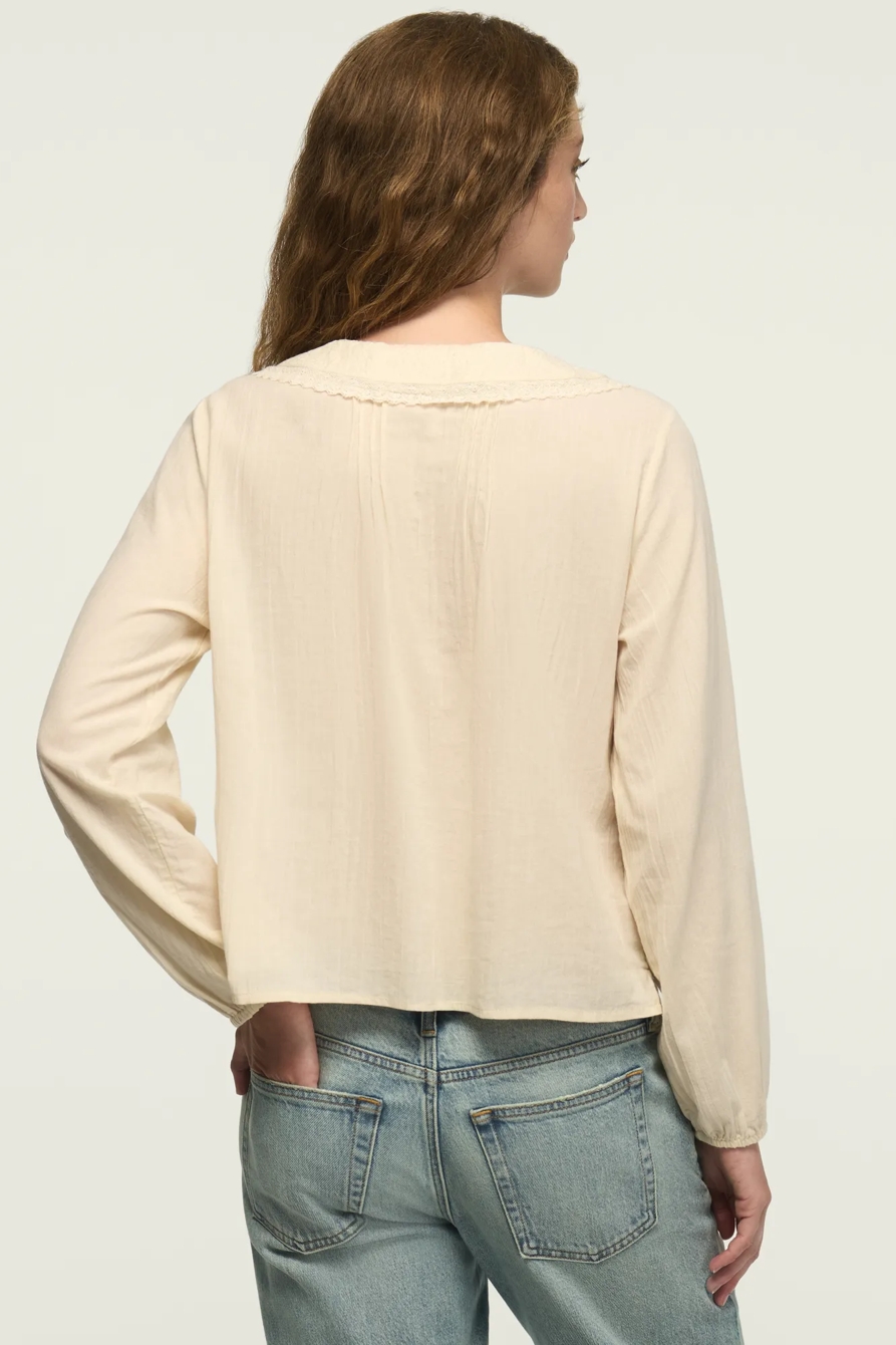 LONG SLEEVE PETER PAN COLLAR TOP — GARDENIA — image 3