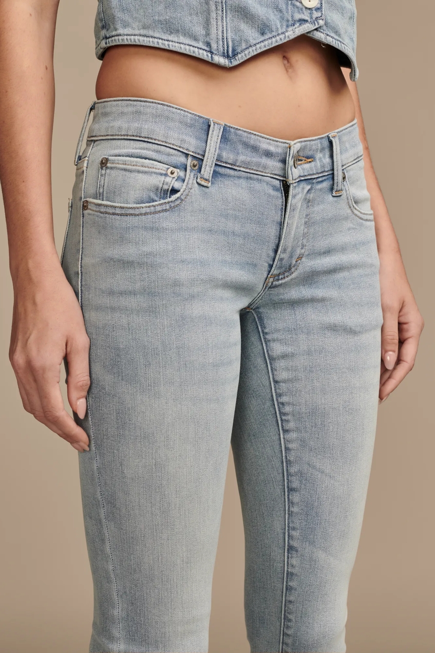 LOW RISE LIZZIE SKINNY — FAN GIRL — image 3