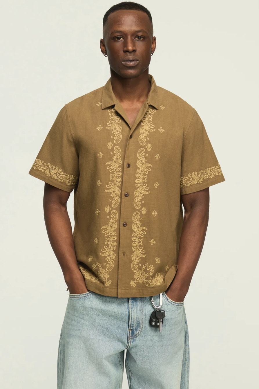 SHORT SLEEVE BANDANA CAMP COLLAR SHIRT — KANGAROO — image 1