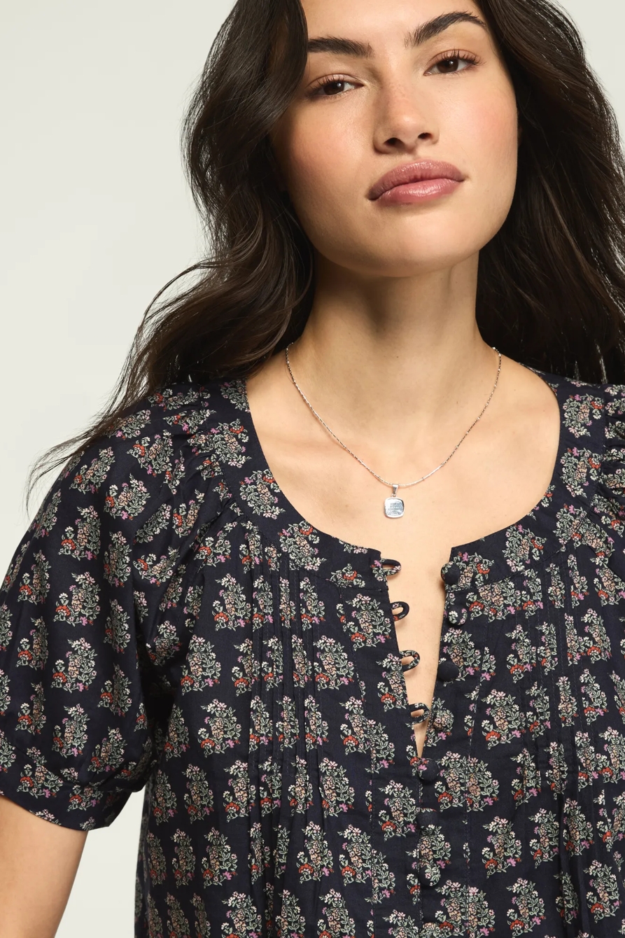SHORT SLEEVE PINTUCK PEASANT TOP — NAVY FLORAL — image 5