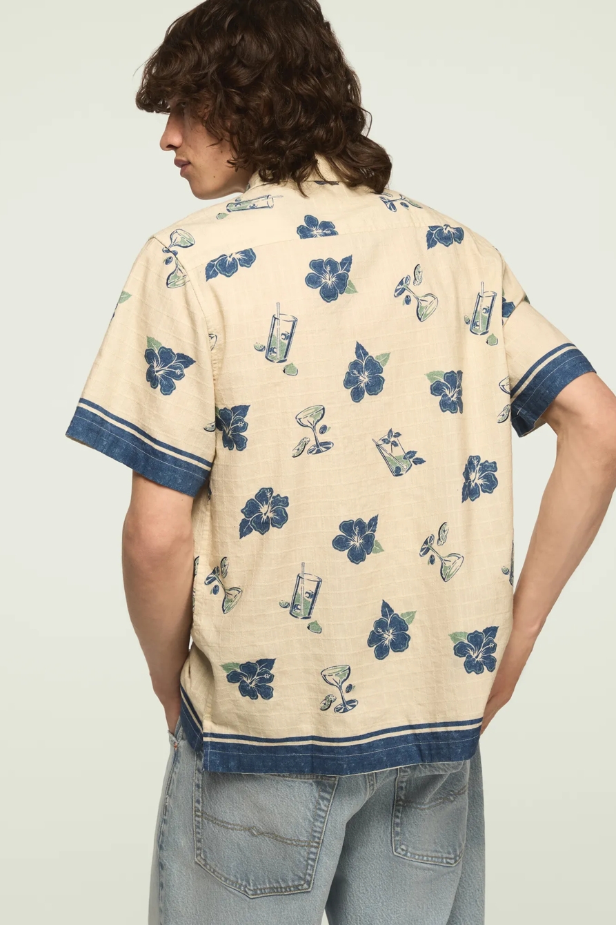 SHORT SLEEVE PRINTED CAMP COLLAR SHIRT — BLUE PRINT — image 3