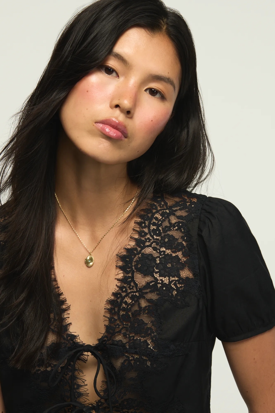 FLOWER LOCKET NECKLACE — GOLD — image 3