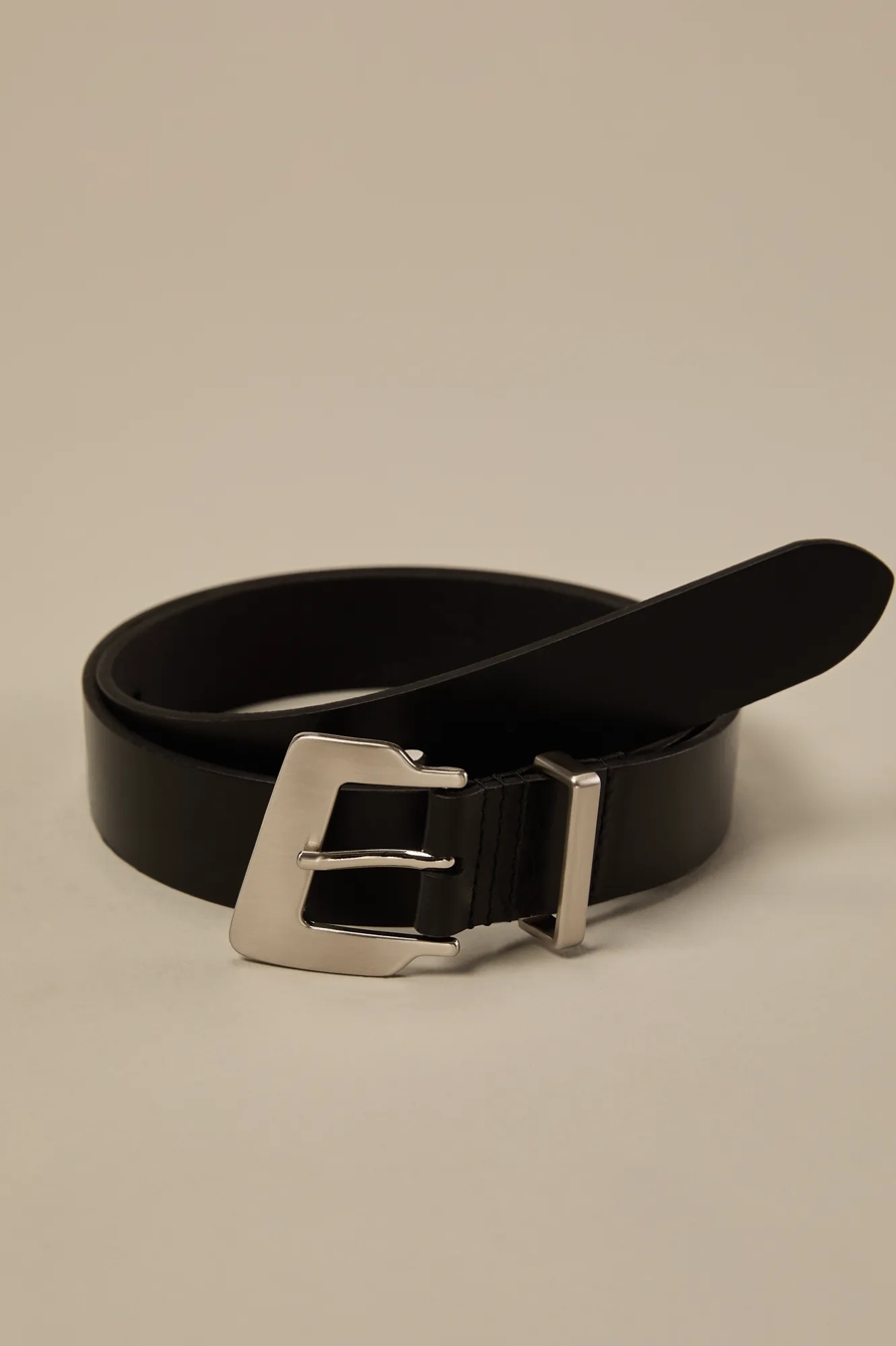 ASYMETRICAL LEATHER BELT — BLACK — image 1
