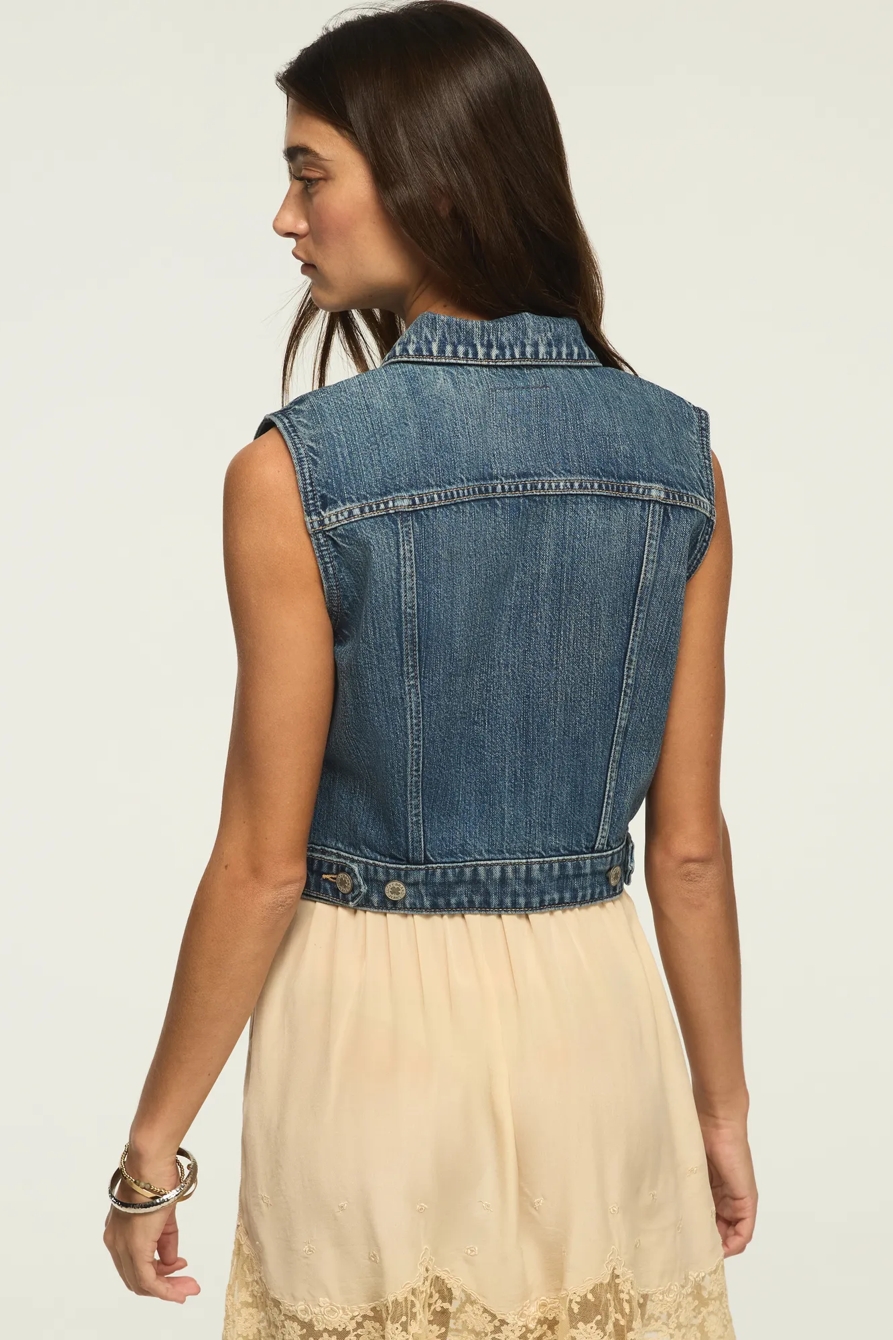 CROPPED TRUCKER VEST — VALLEY GIRL WASH — image 3