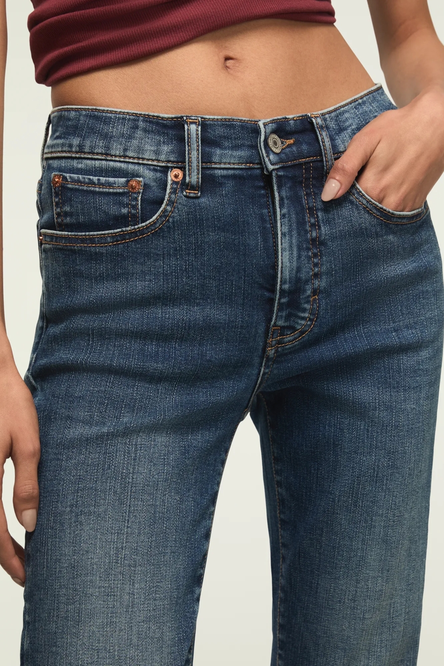 HIGH RISE ZOE STRAIGHT — MYSTIC MOON WASH — image 6