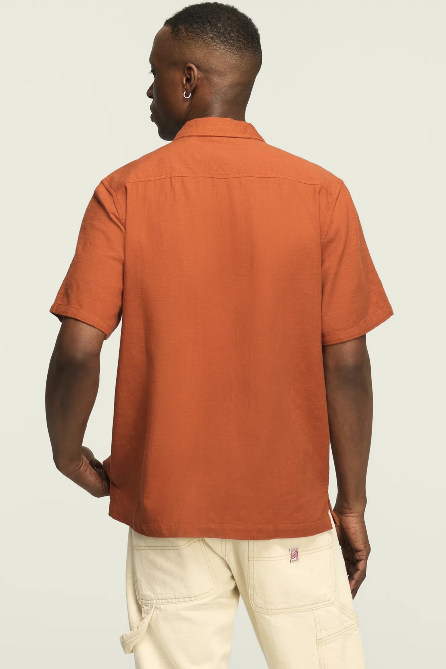 SHORT SLEEVE EMBROIDERED CAMP COLLAR SHIRT — GINGER BREAD — image 3