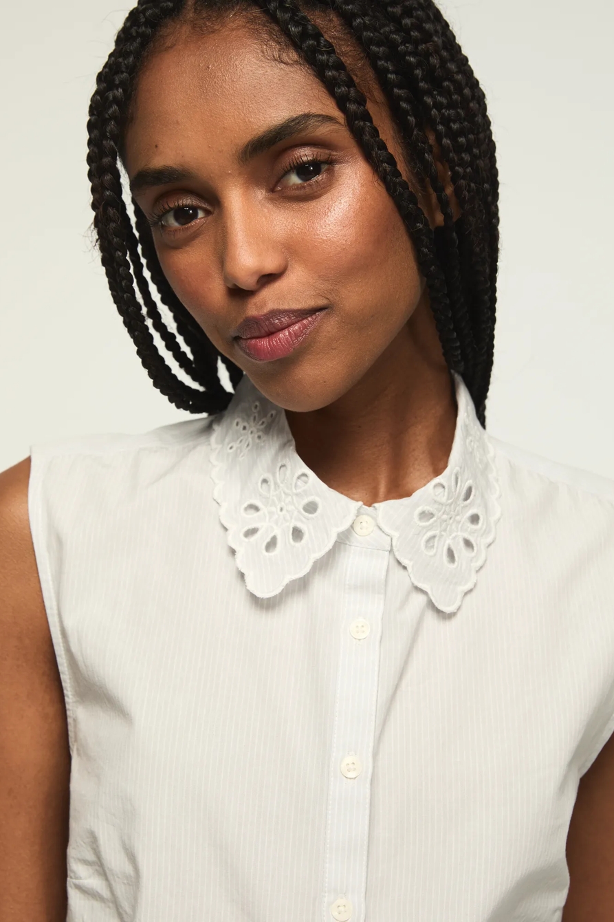 SLEEVELESS EYELET BUTTONDOWN — #1643 LIGHT SEASHELL — image 2