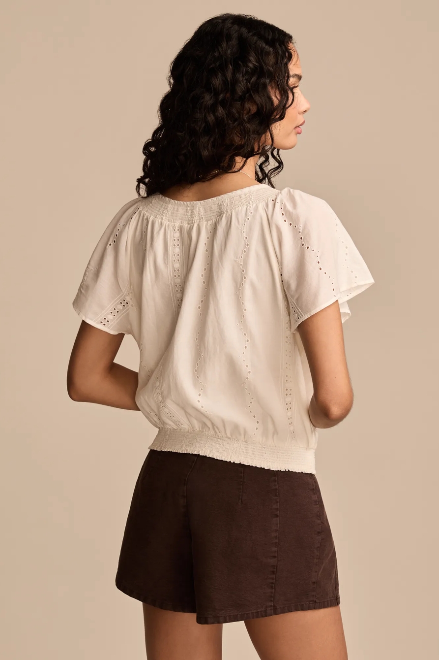 FLUTTER SLEEVE TOP — TOFU — image 4