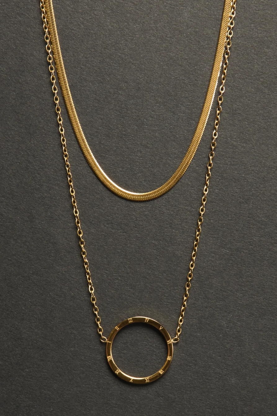Circle Charm Layered Necklace — GOLD — image 2