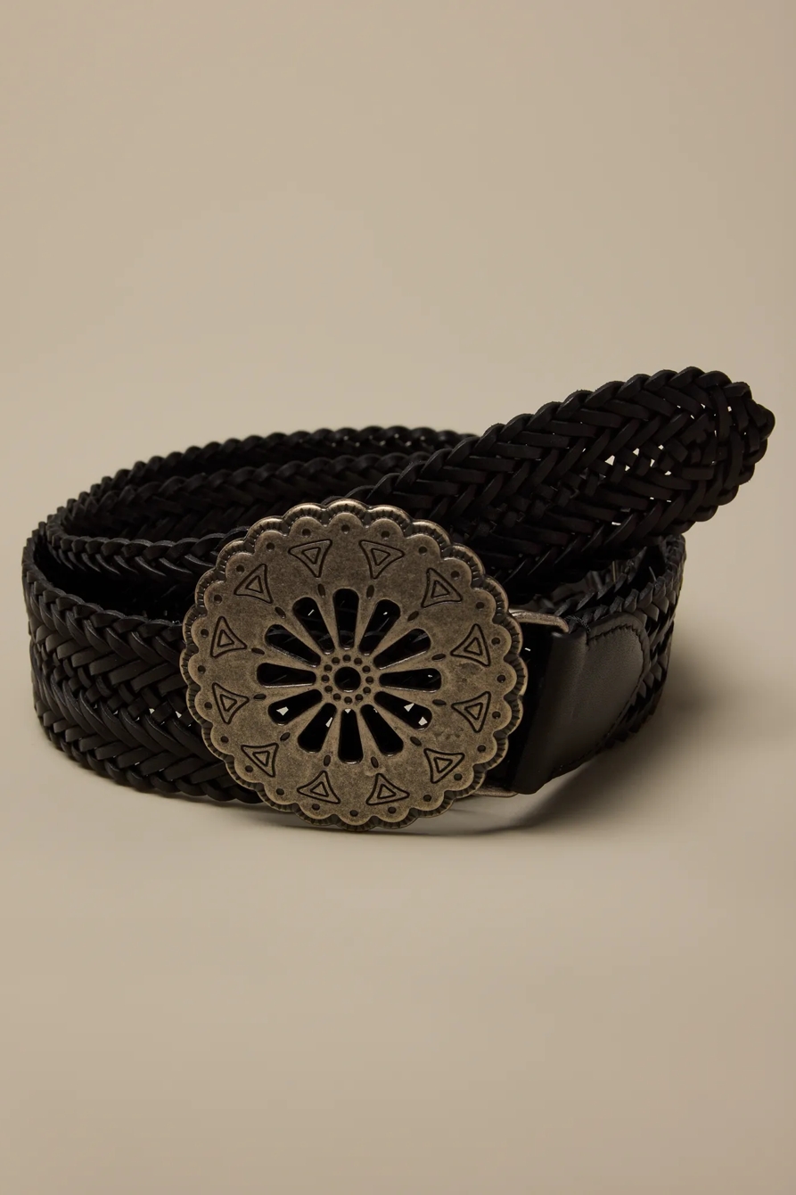 WOVEN CONCHO BELT — BLACK — image 1