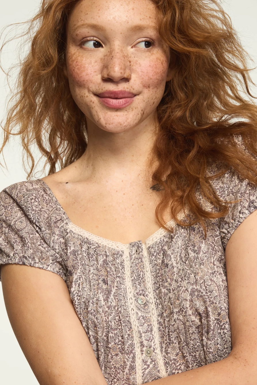 CAP SLEEVE LACE PEASANT TOP — BEIGE PAISLEY BORDER — image 2