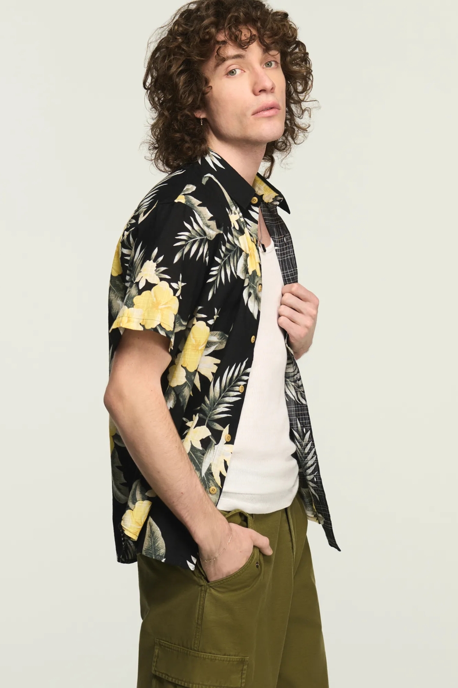 SHORT SLEEVE PRINTED SAN GABRIEL SHIRT — BLACK FLORAL — image 4