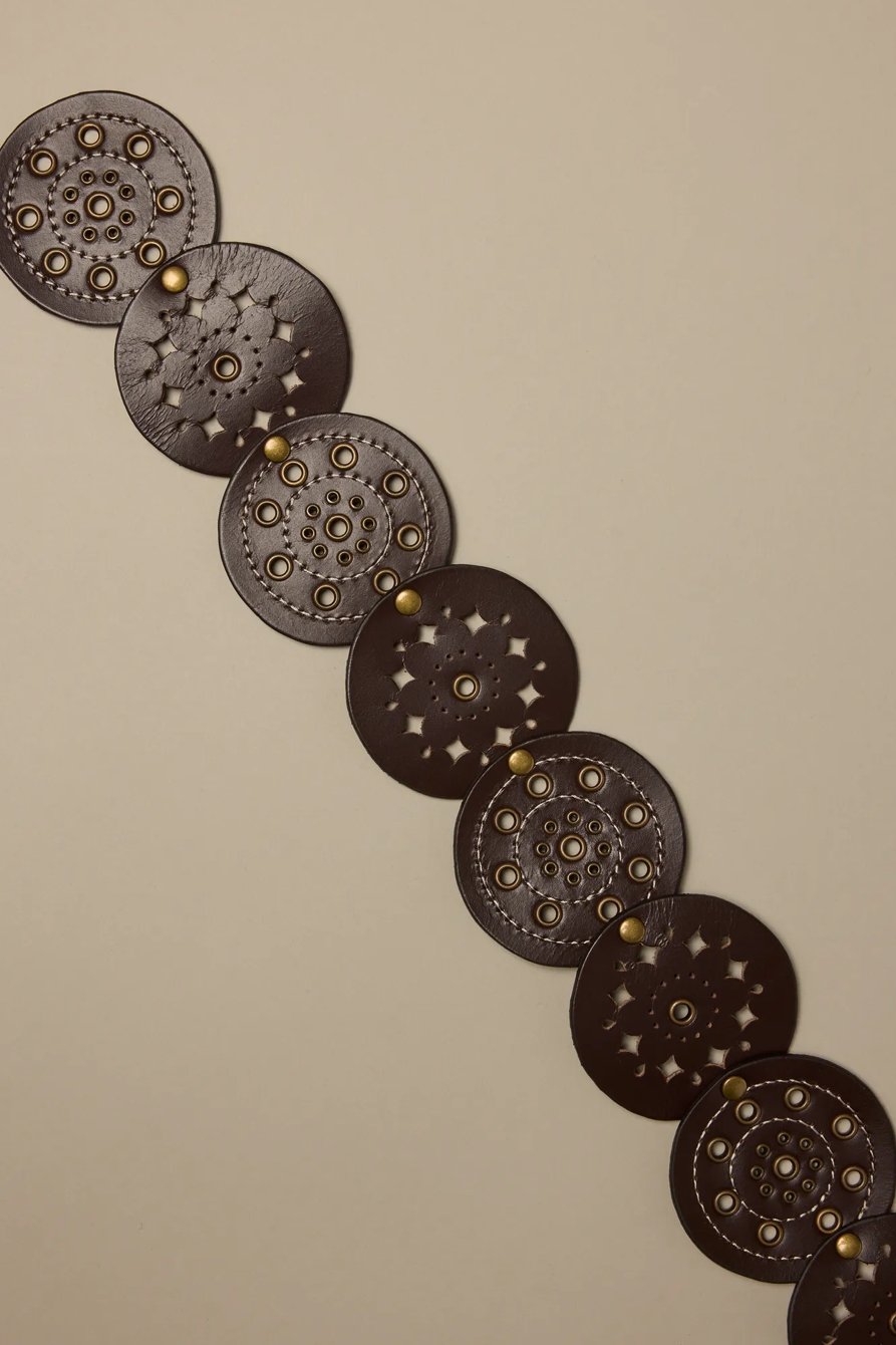 STUDDED CIRCLE DISC BELT — BROWN — image 2