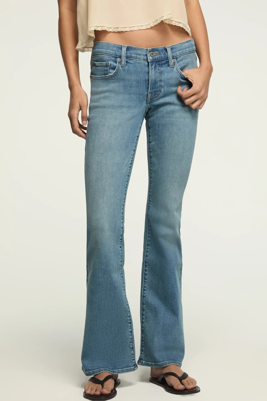 MID RISE SWEET FLARE — DREAMER'S DRIFT WASH — image 2