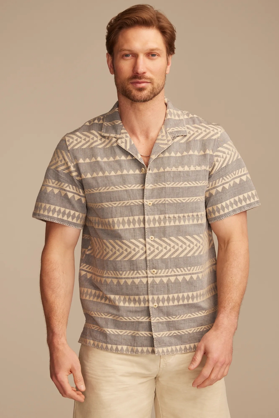 TEXTURED STRIPE CAMP COLLAR SHORT SLEEVE SHIRT — GREY MULTI — image 1