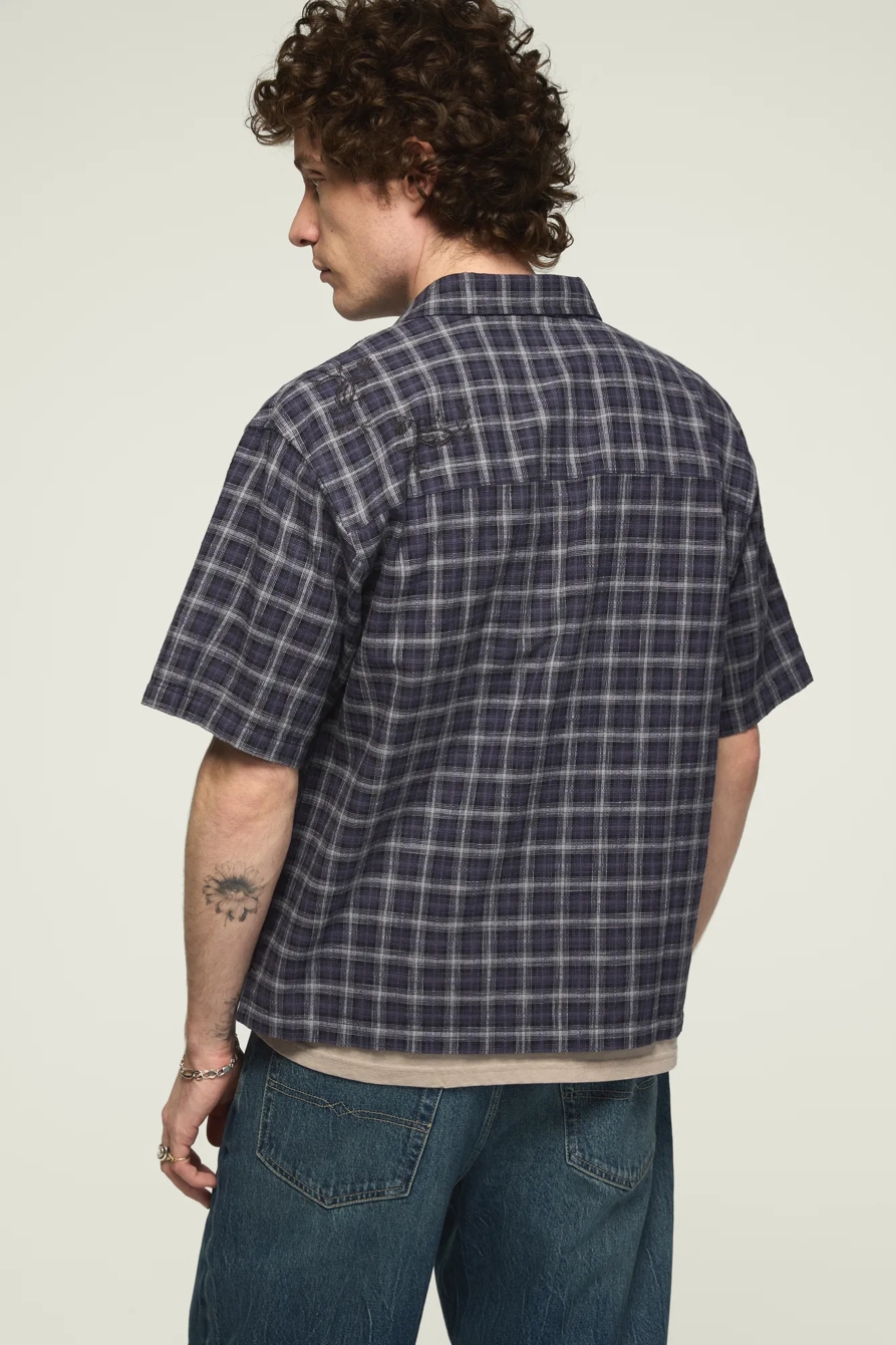 EMBROIDERED PLAID SHORT SLEEVE BOXY SHIRT — NAVY MULTI PLAID — image 3